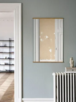 Rectangular wall mirror