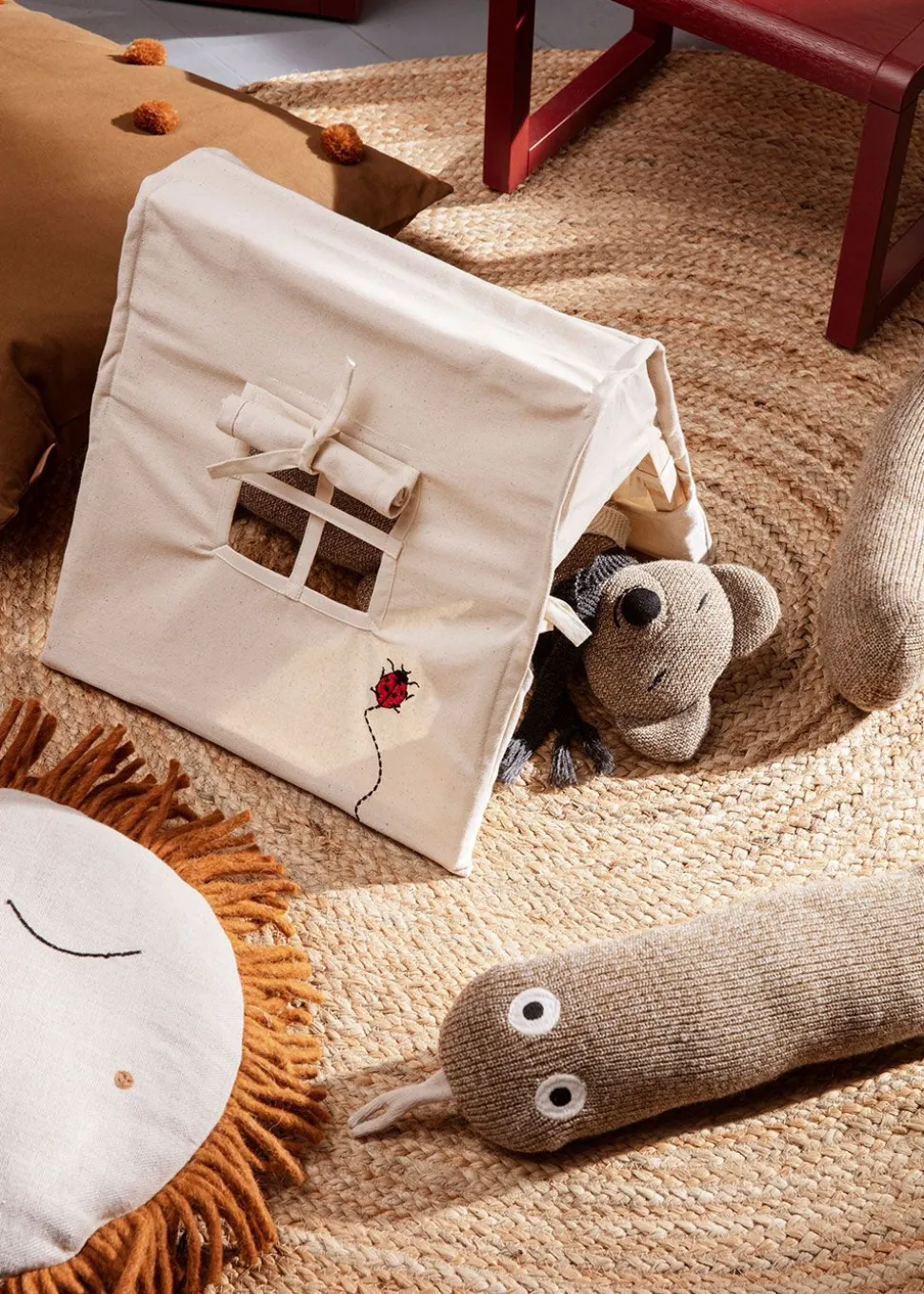 Safari Cushion - Lion