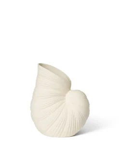 Shell Vase