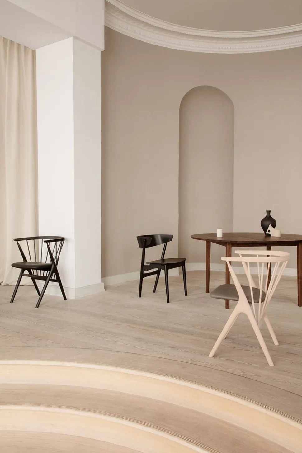 Sibast No.3 Table | Solid Tabletop