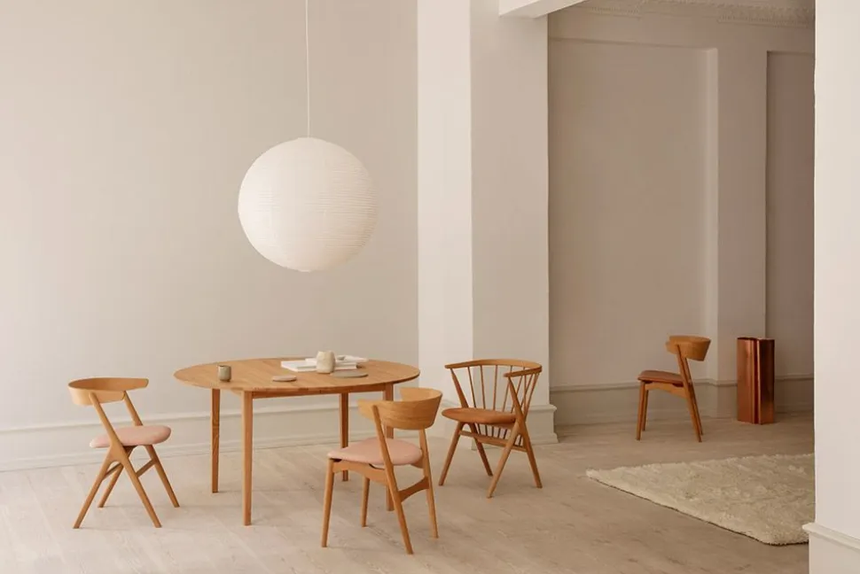 Sibast No.3 Table | Solid Tabletop