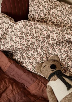 Strawberry Field Bedding