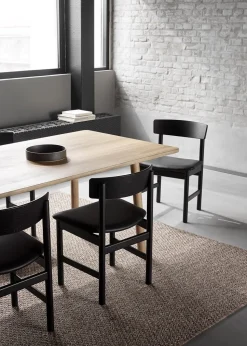 Taro Table 6106 by Jasper Morrison