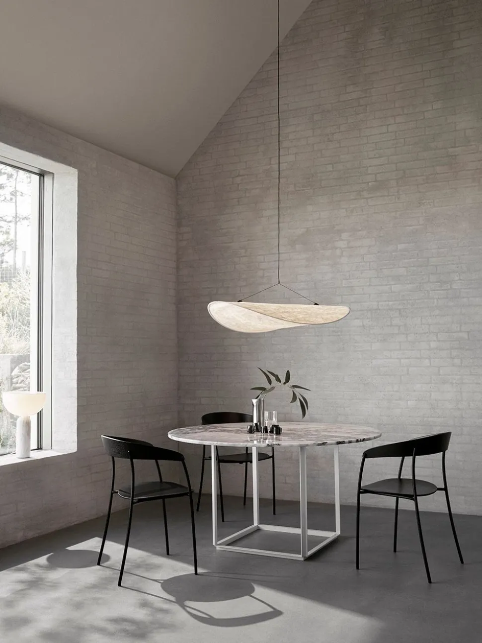 Tense Pendant Lamp