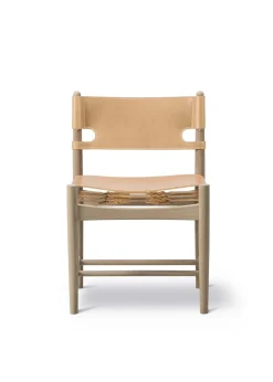 The Spanish Chair 3237 by Børge Mogensen