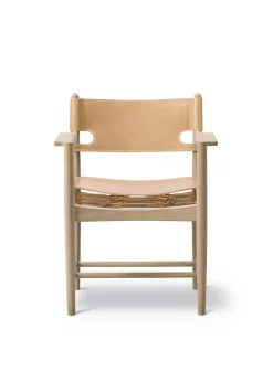 The Spanish Chair 3238 by Børge Mogensen