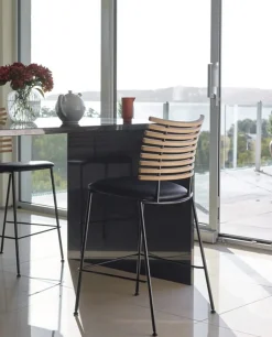 Tiger bar stool / GM4106 by Henrik Lehm