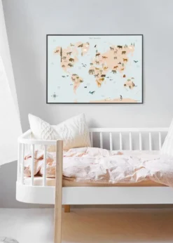 WORLD MAP ANIMAL - poster
