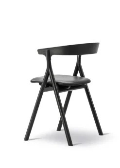 Yksi Chair 3341 by Thau & Kallio
